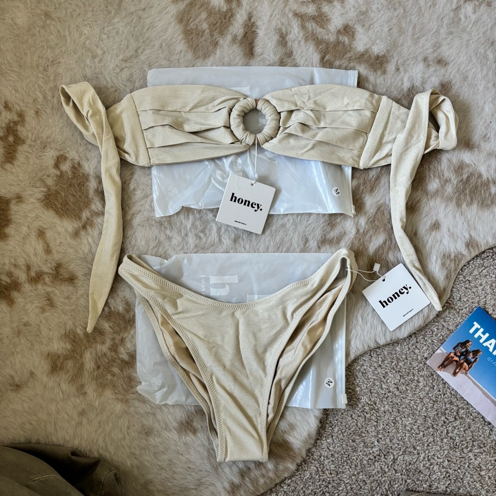 honey. Women's Cream Ring-Front Bandeau Bikini